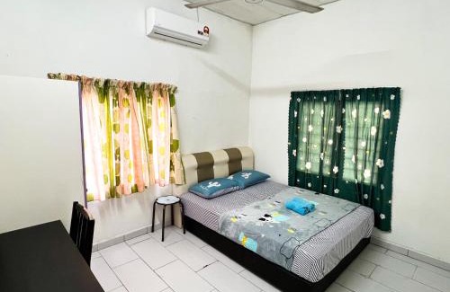 Padang Besar Casa | Padang Besar White House Homestay