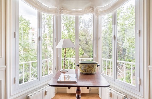 Castellana Apartamento | PADILLA III - Tres Habitaciones Piso, Capacidad 5