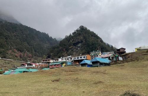 Dugalbitta Otro | Pahadi Musafir Camps and Resort