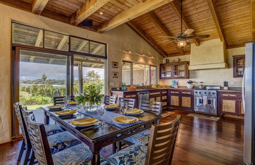 Kuau Casa | Paia Beach House con vista al mar enorme y a solo un minuto a pie de la playa de Kuau