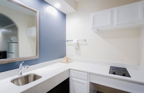 Houston Hotel | Palace Inn