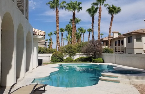 Canyon Gate Casa | Palatial Home close to Summerlin and the Strip!