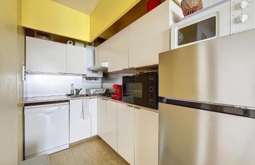 Palavas-les-Flots Apartamento | Palavas F2 lumineux, proche plage et commerces, TV et wifi inclus - FR-1-715-102
