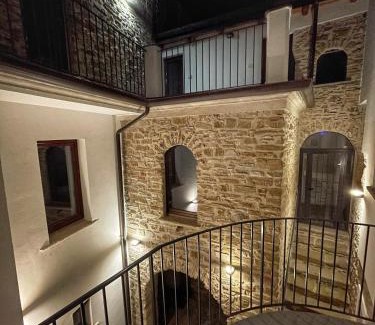 Ogliastro Cilento Apartamento | Palazzetto Longobardi