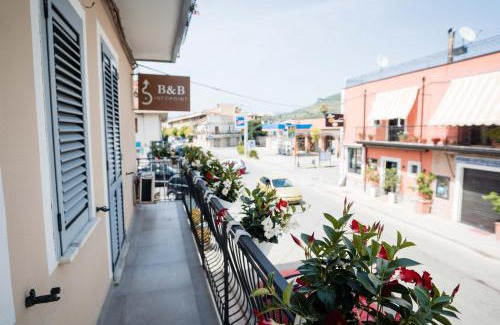 Castelnuovo Cilento Cama Y Desayuno | Palazzo ReSilente- B&B dell'Infopoint