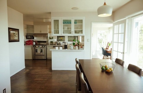 Pacific Palisades Casa | Palisades Family Beach House near Surfing Spots