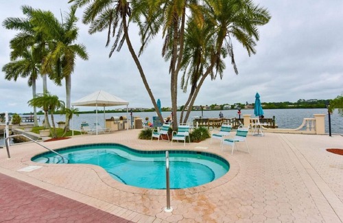 Siesta Key Condominio | Palm Bay Club by Beachside Management