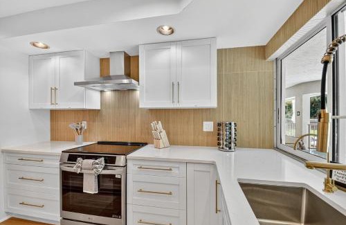 Wellington Villa | Palm Beach Polo & PGA Retreat - Pool & Luxe Comfort