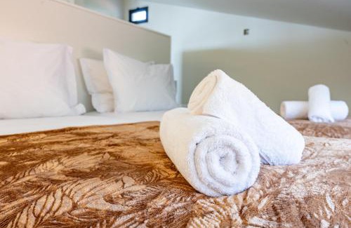 Estreito da Calheta Apartamento | Palm Breeze Loft