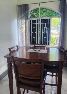 Green Island Casa | Palm Breeze Villa JM