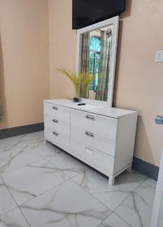 Green Island Casa | Palm Breeze Villa JM