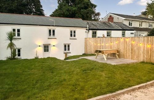 Redruth Casa | Palm Cottage