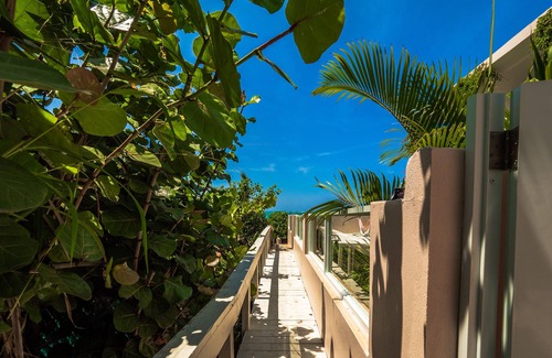 Las Carreras Casa | Palm Del Mar - 2 Beach Front Villas - 14 Bedrooms