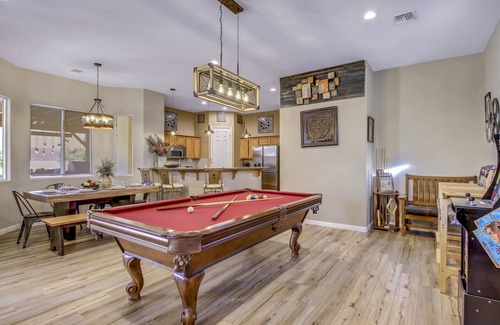 Desert Hot Springs Villa | Palm Luxury Villa w/hot tub, private pool, putting green, remote work