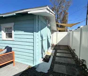 Historic Kenwood Casa | Palm Paradise Retreat