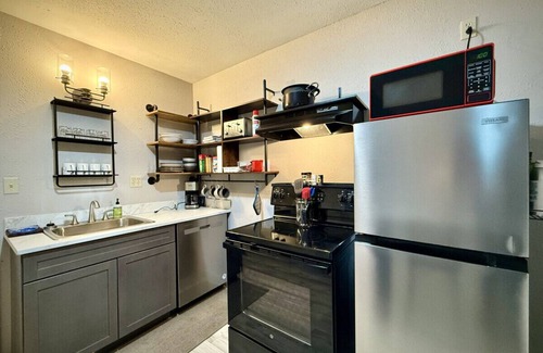 Baker City Apartamento | Palmer`s Ski Shack, Cozy studio for 2!