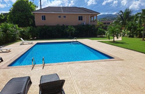 Mammee Bay Apartamento | palmview estate townhouse