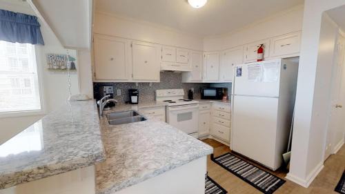Crescent Beach Apartamento | Palmwood Villas Unit 110