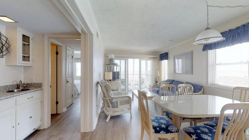 Crescent Beach Apartamento | Palmwood Villas Unit 110