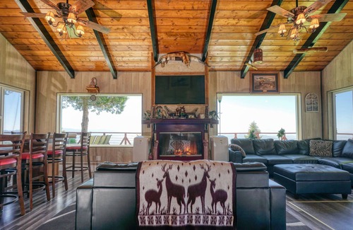 Pauma Valley Chalet De Esquí | Casa de lujo - Vistas espectaculares con salida del sol!Gran lugar para yoga y meditación!