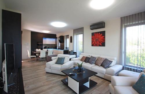 Paloznak Apartamento | Paloznak Lux Apartmanház
