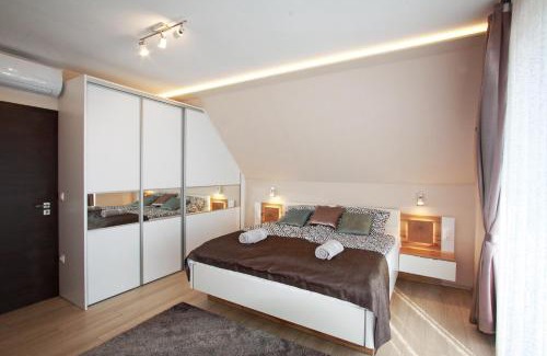 Paloznak Apartamento | Paloznak Lux Apartmanház