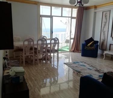 Al-Muntazah Apartamento | Panda House