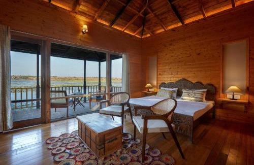 Nimbahera Complejo | Pangarh Lake Retreat