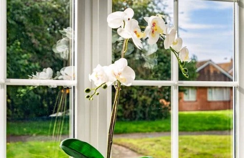 Nuneaton Casa | Pangbourne House: Cosy & Stylish