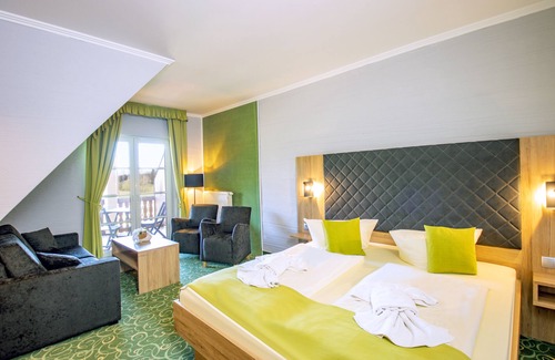 Seiffen Hotel | Panorama Berghotel Wettiner Höhe