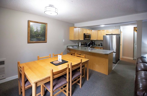 East Kootenay Complejo | Panorama Vacation Retreat at Horsethief Lodge