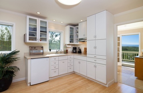 Kamuela Casa | Vistas panorámicas de la isla / océano desde nuestras suites bellamente elegantes y espaciosas