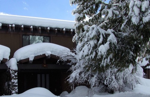 Tahoe City Condominio | Vista panorámica del lago Unidad de Rocky Ridge # 47