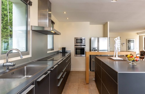 Cassis Villa | Vista panorámica de la bahía de Cassis, piscina, petanca, 4 habitaciones.