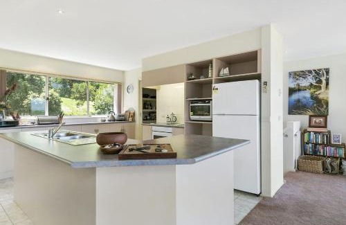 Aireys Inlet Casa | Panoramic Views - BYO Linen
