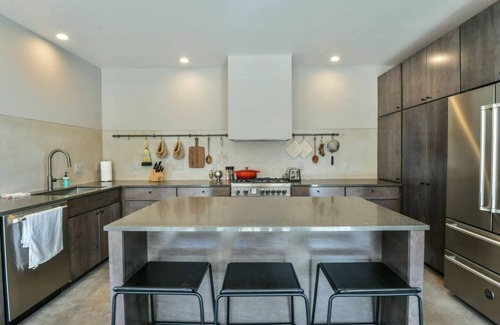 Moab South Valley Casa | Panoramic Views I Open Concept Floorplan I Private Hot Tub I Ample Parking