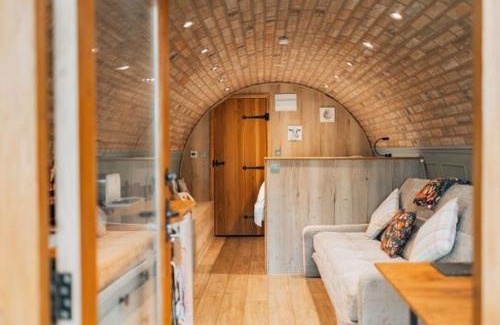 Oswestry Casa | Panteg