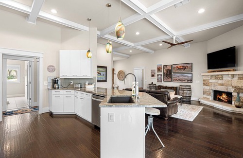 San Marcos Casa | Panther Canyon - Pool, Views, Families, Tranquil, Wimberley Area