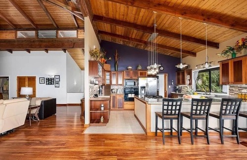 Captain Cook Casa | Papa Belle 3.5 Acre Estate w/Pool, Spa, Epic Ocean Views, and Orchard