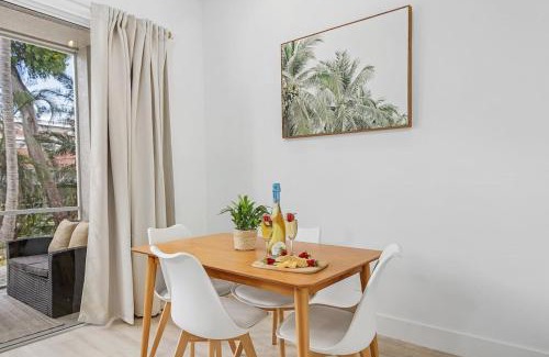 Iona Casa | Paradise at Hidden Palms Cove
