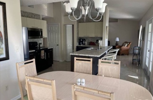 Sebastian Highlands Casa | Paradise Cove: 3 bedroom 2 Bath