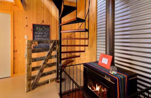 Rotorua Apartamento | Paradise Valley Getaway - Farm Cottage with Stream