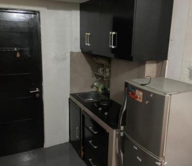 Binong Apartamento | Paragon Village Apartment by Kristi