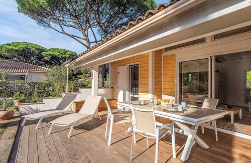 Gassin Casa | Parc Oasis by Interhome