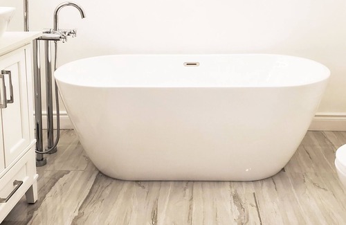 Paris Casa | Paris Downtown - Modern Luxury Semi-Detached with Ample Backyard