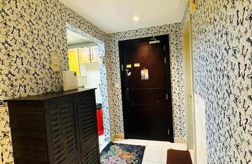 Deira Apartamento | Parititon room near metro