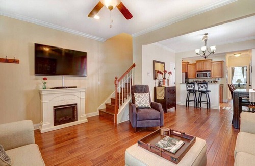 Historic Downtown Savannah Casa | Park Avenue Garden Cottage - 2 cuadras de Forsyth