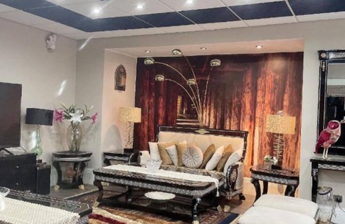 Rusholme Hotel | Park Crescent Hotel