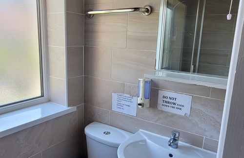 Rusholme Hotel | Park Crescent Hotel