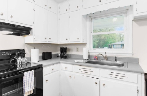 New Castle Casa | Park Drive Picturesque